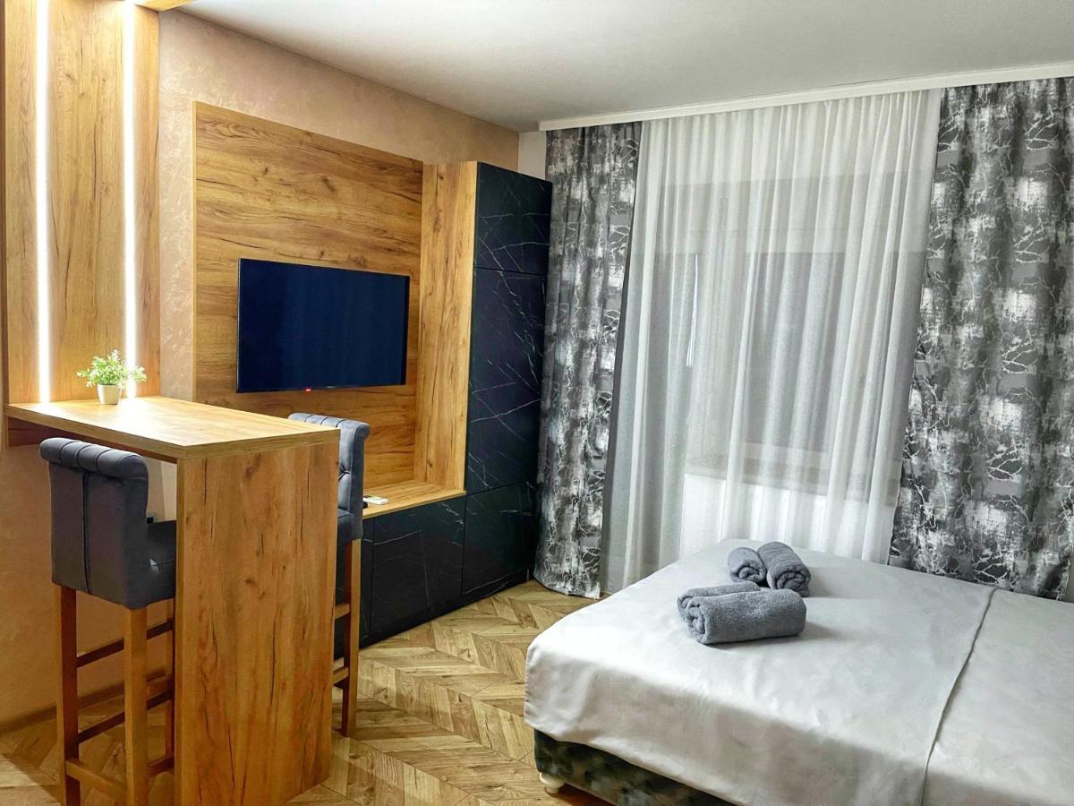 Pink House Apartments Jagodina Exterior foto