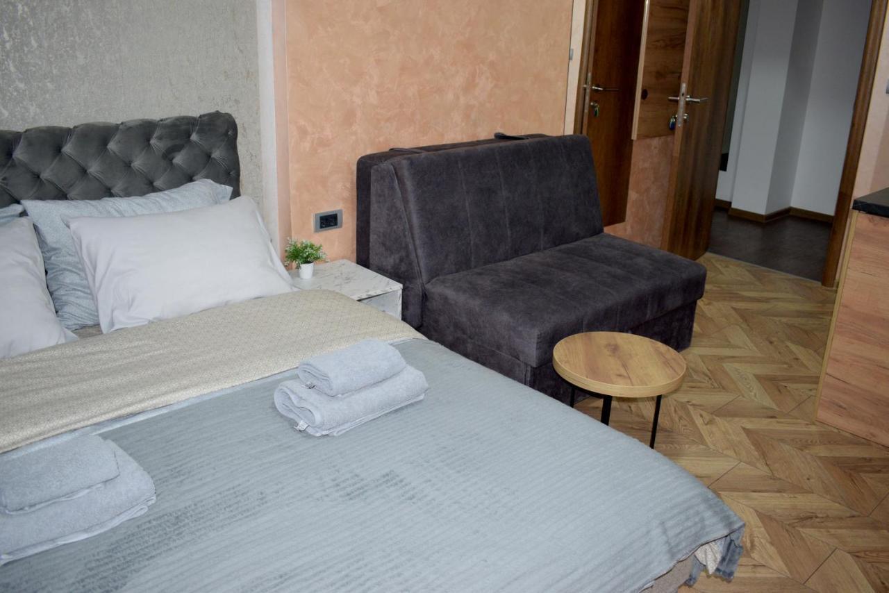 Pink House Apartments Jagodina Exterior foto